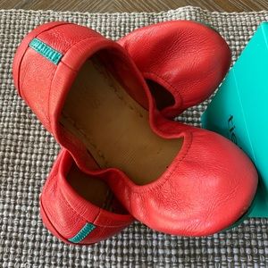 Poppy size 8 tieks